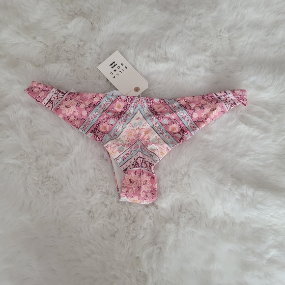 👒BILLABONG BRAND NEW ORCHID HAZE TANGA BIKINI BOTTOMS SIZE XL - Picture 5 of 5